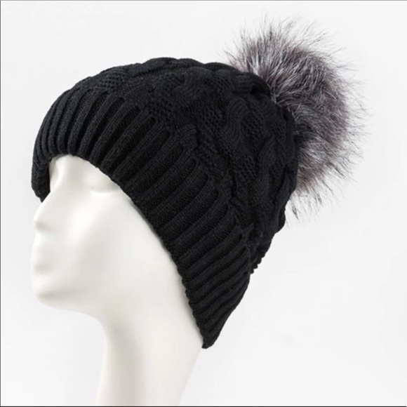 Accessories - 1 LEFT Pom Pom Knit Beanie Hat